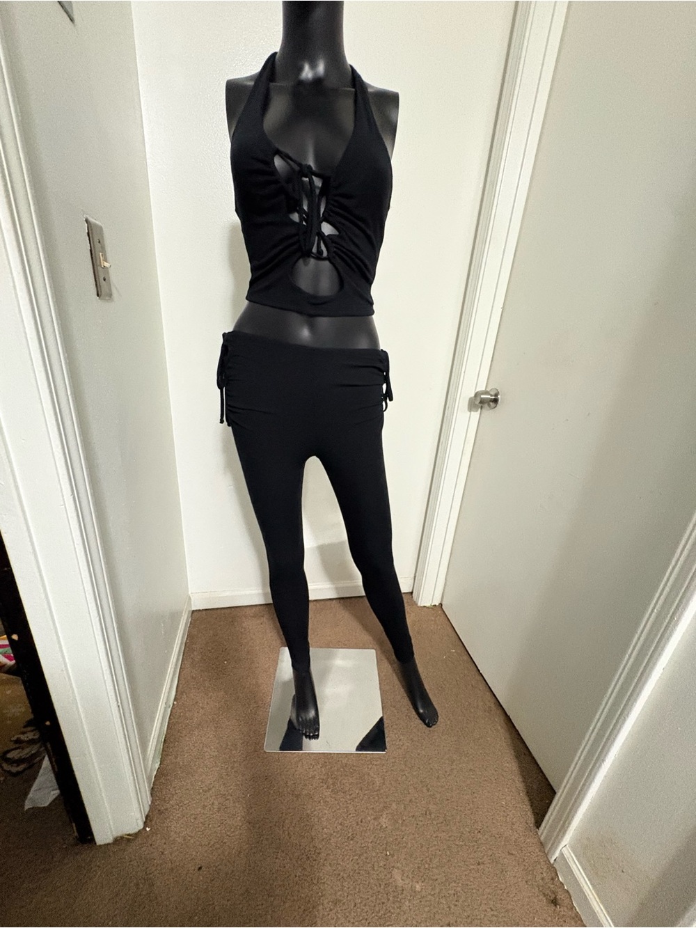 Black Lace-Up Halter top & Side ties on Legging 2pc Set NWOT Medium